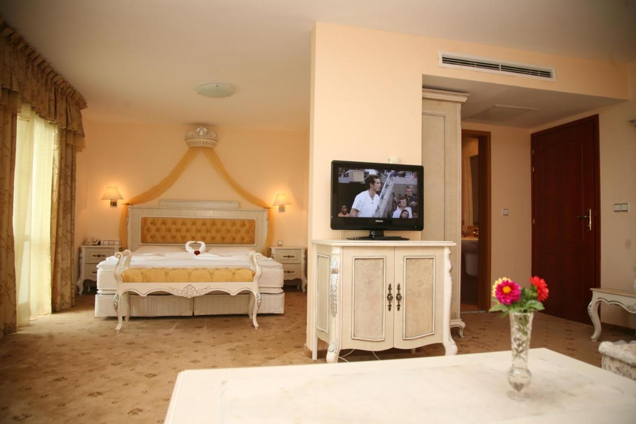 Duni Pelican Hotel Sozopol Exterior foto