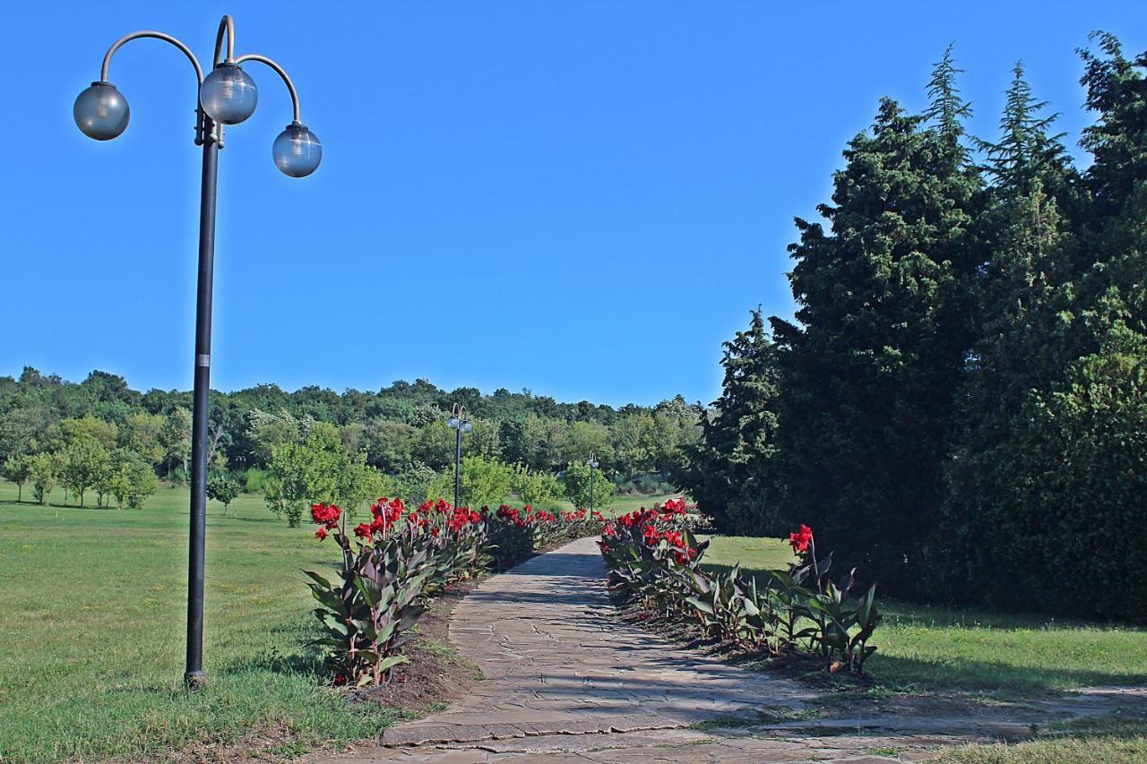 Duni Pelican Hotel Sozopol Exterior foto