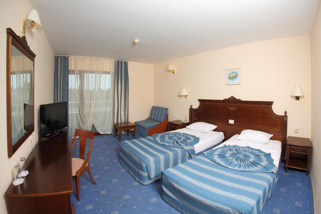 Duni Pelican Hotel Sozopol Exterior foto